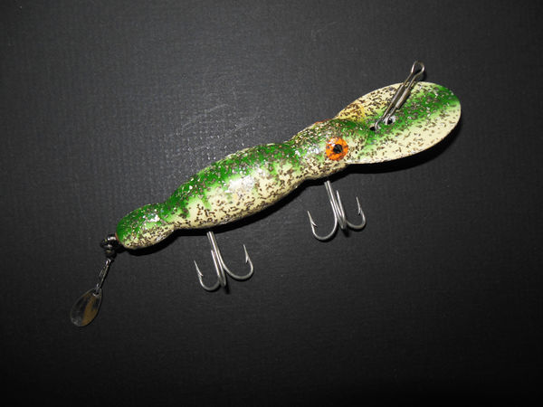 Bomber Water Dog Fishing Lure Group Waterdog