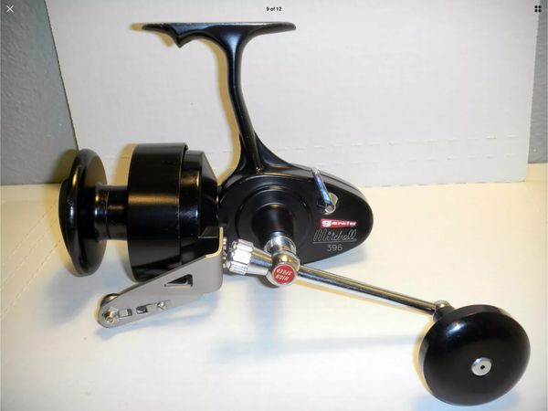Another Outstanding Vintage Surf Fishing Reel! How many of you