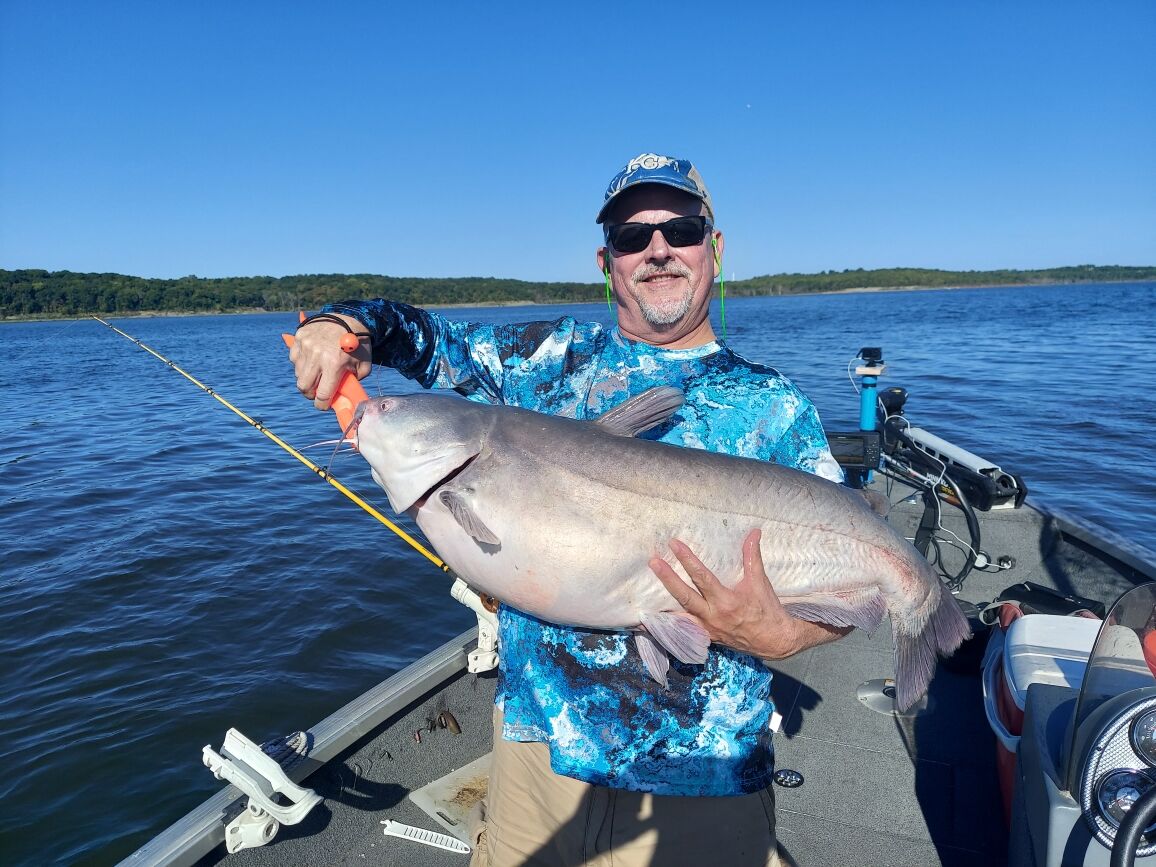 Slow in Kansas Perry Lake Wednesday 4 hours and 1, 12 inch walleye