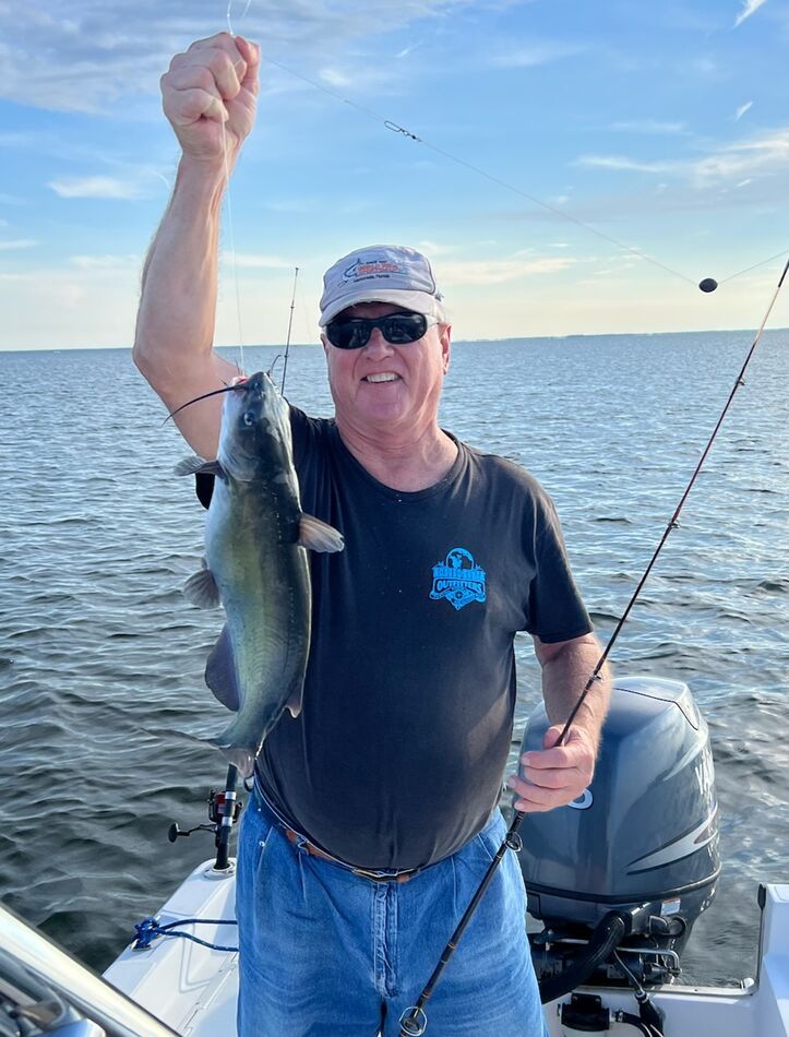 Catfishing Lake Moultrie Went out this morning with a long time