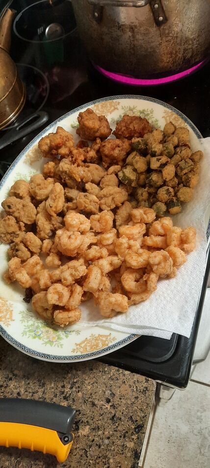 Friders,shrimp,oysters and okra...