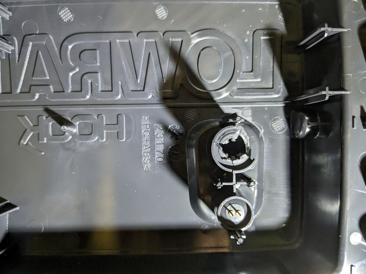 Lowrance repair help needed I have a Hook Reveal 9, that the