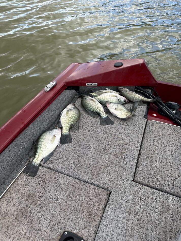 Hubbard Creek Went to Hubbard Creek Thursday and Friday. Thursday I