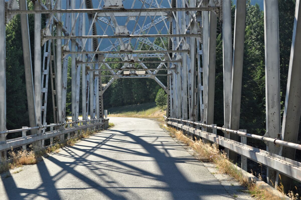 Something about an old bridge: Old Narrow bridge crossing the Noxon ...