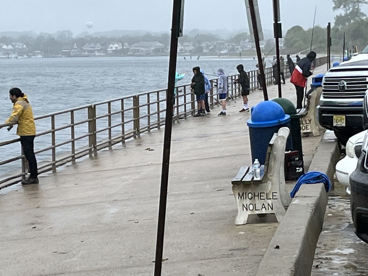 Nor’easter gale fishing 🎣: Went fishing 🎣 in Manasquan Inlet this ...