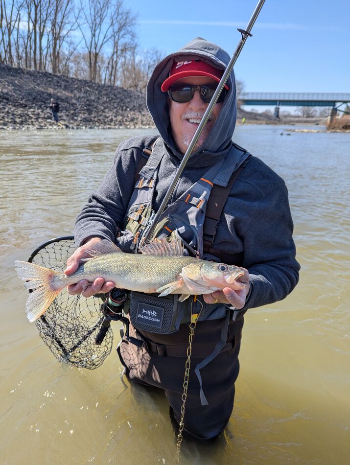 River Run Walleye in Ohio First pic was caught in the Sandusky River(00)