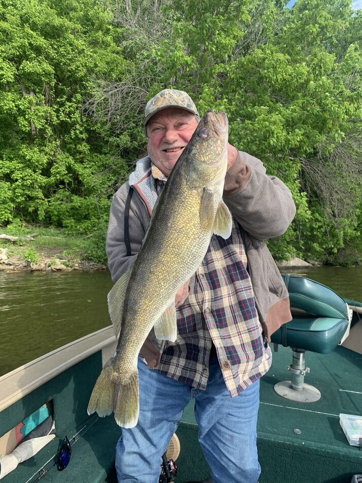 Pool 2 Mississippi River: We had another good night of fishing